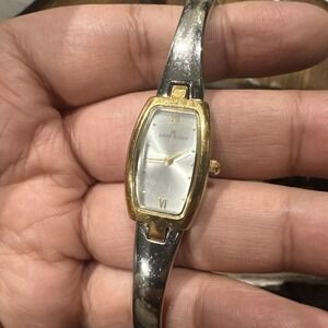 Working Ladies ANNE‎ KLEIN Dainty Rectangle 17mm Two-Tone Bracelet Watch Fit 6in
